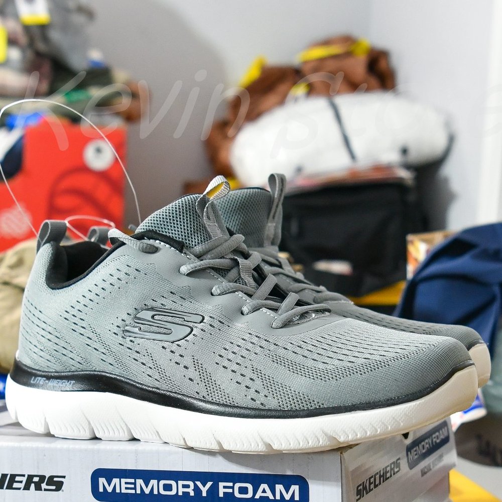 Skechers Men's Summit‎ Sneaker